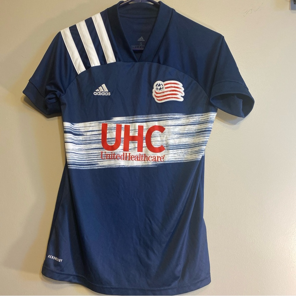 New England Revolution Shirt Mens Small adidas Aeroready Blue Logo MLS UHC